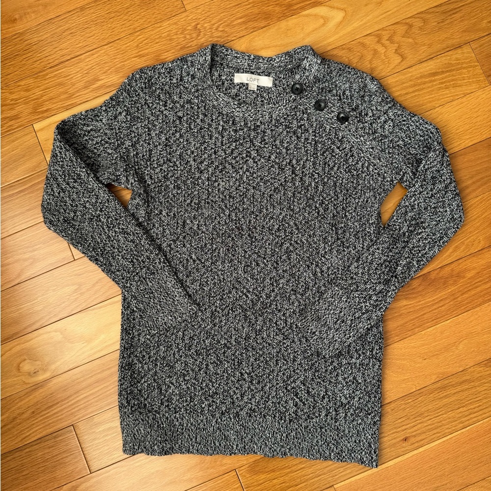 Loft sweater XS with cute button detail on shoulder